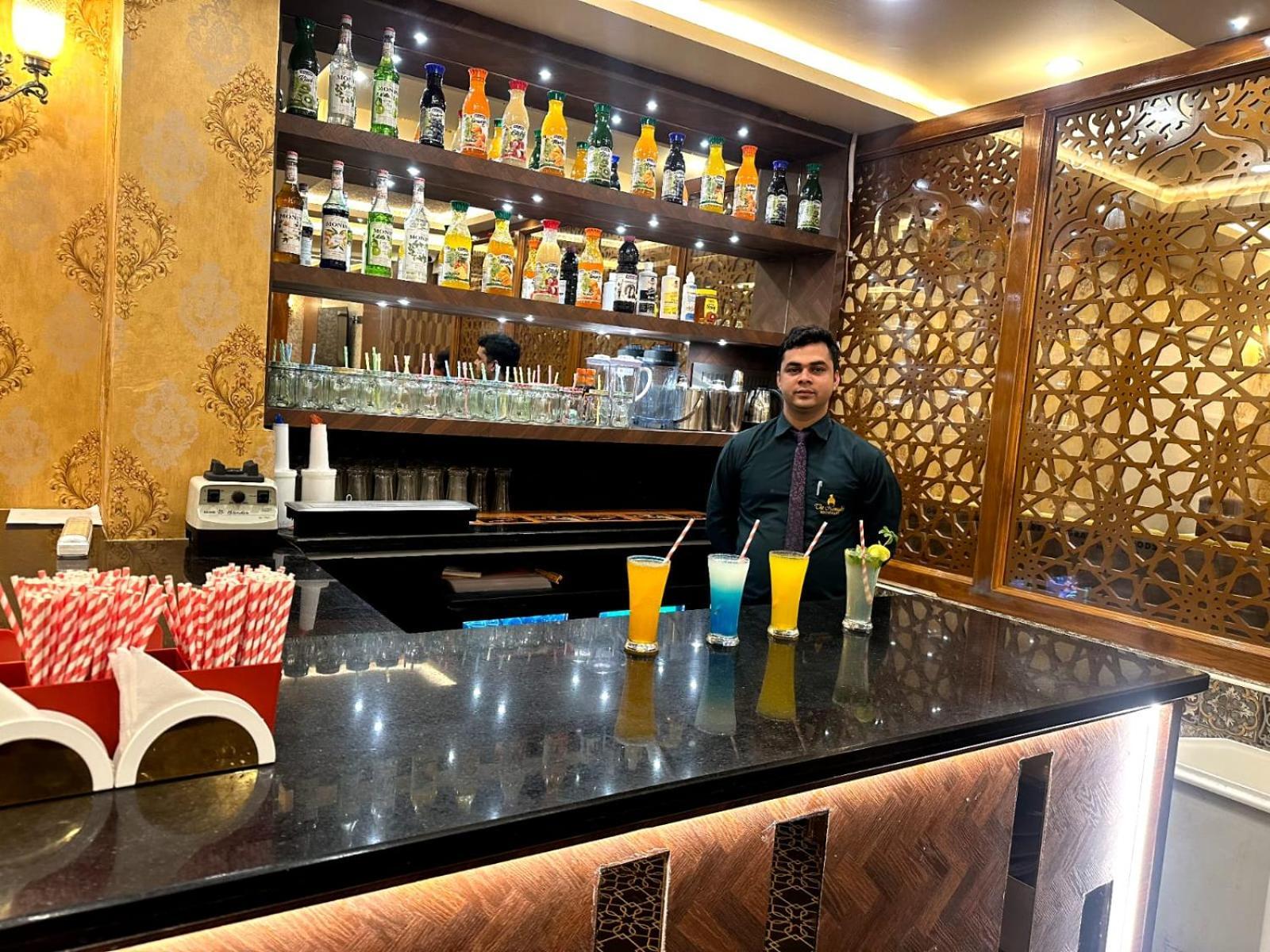 Hotel Windsor Plaza Hyderabad Exteriör bild